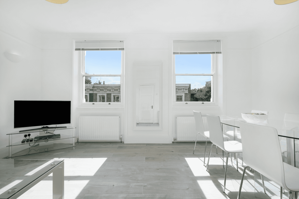 Apartment in London - More