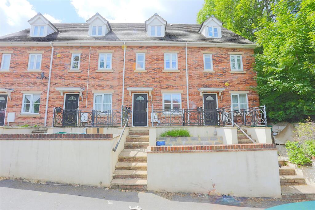 Main image of property: Weston Court - Close To Kingsweston House & Estate