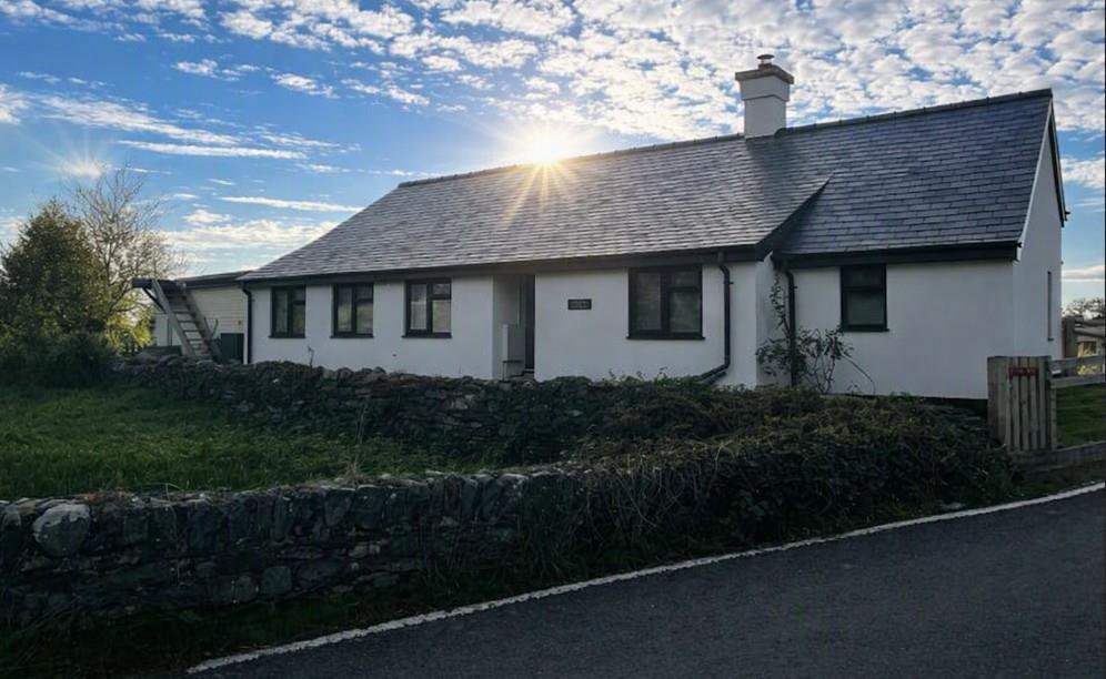 3-bed detached on Crossing Cottage, Llanbedr, £170,000