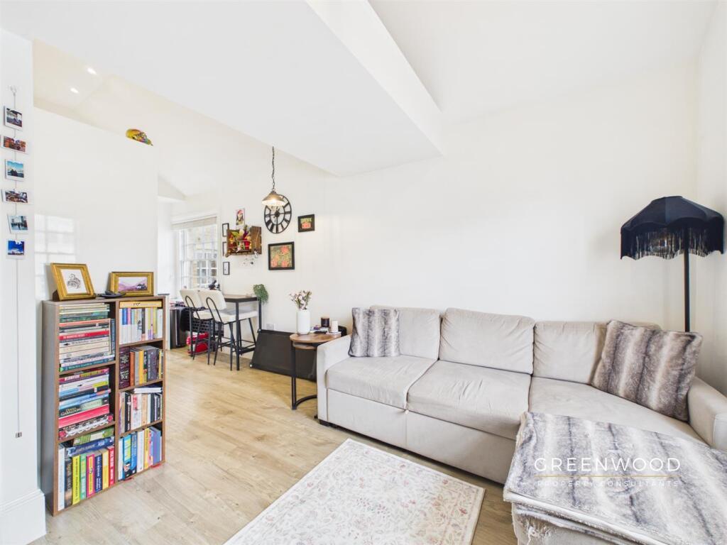 Apartment in Colchester - View 5
