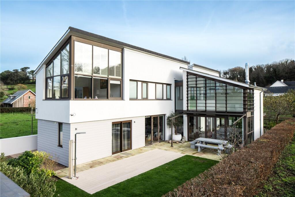 Main image of property: La Rue Du Coin, St Clement, Jersey, JE2