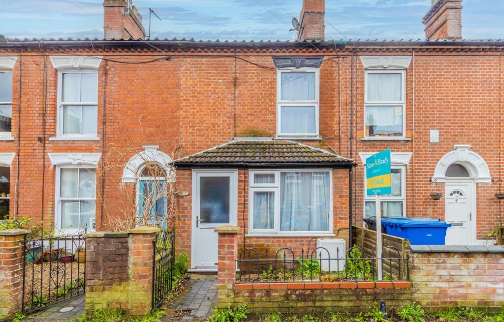 Main image of property: 18 Silver Street, Norwich, Norfolk NR3 4TT