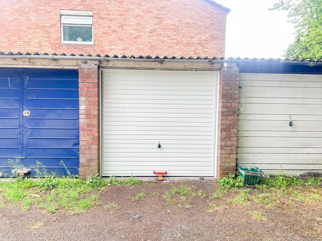 Main image of property: Garages on Ridgeway Road, Bristol