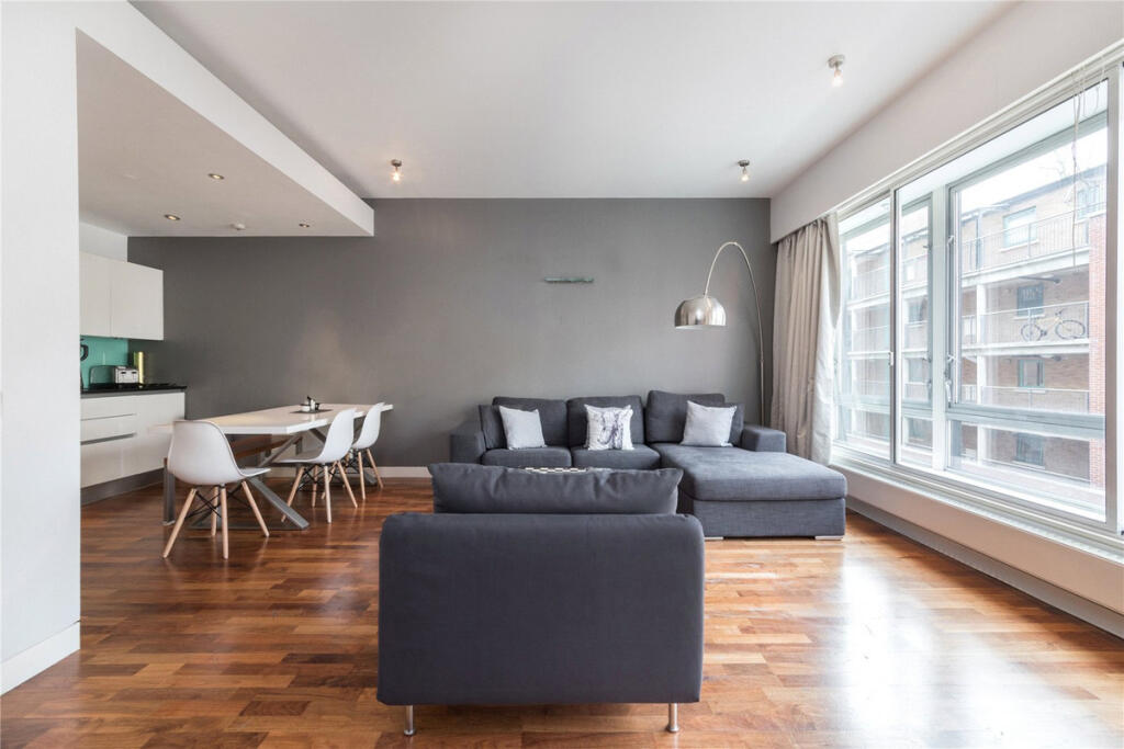 Apartment in London - View 3