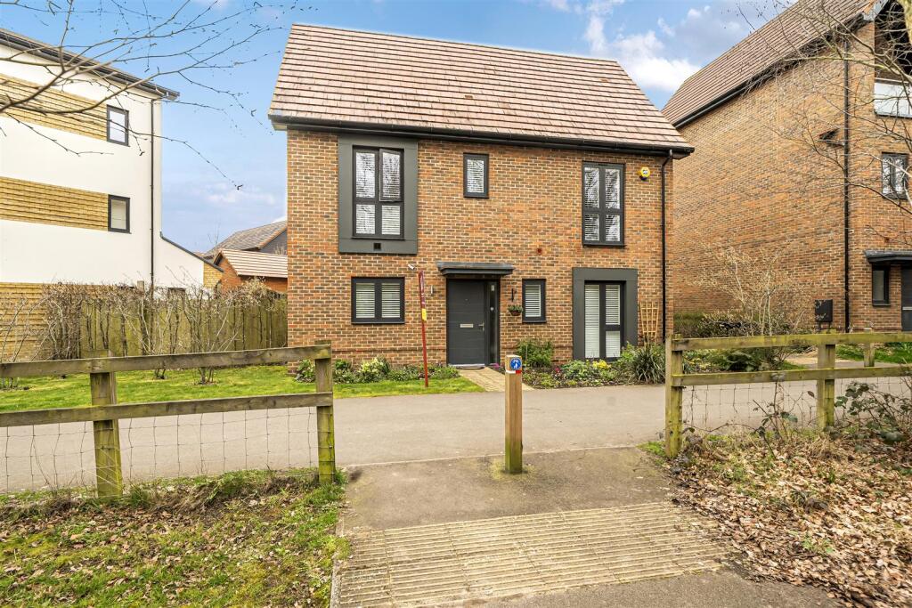 Main image of property: Stirling Close Crowthorne, Berkshire, RG45 6JF