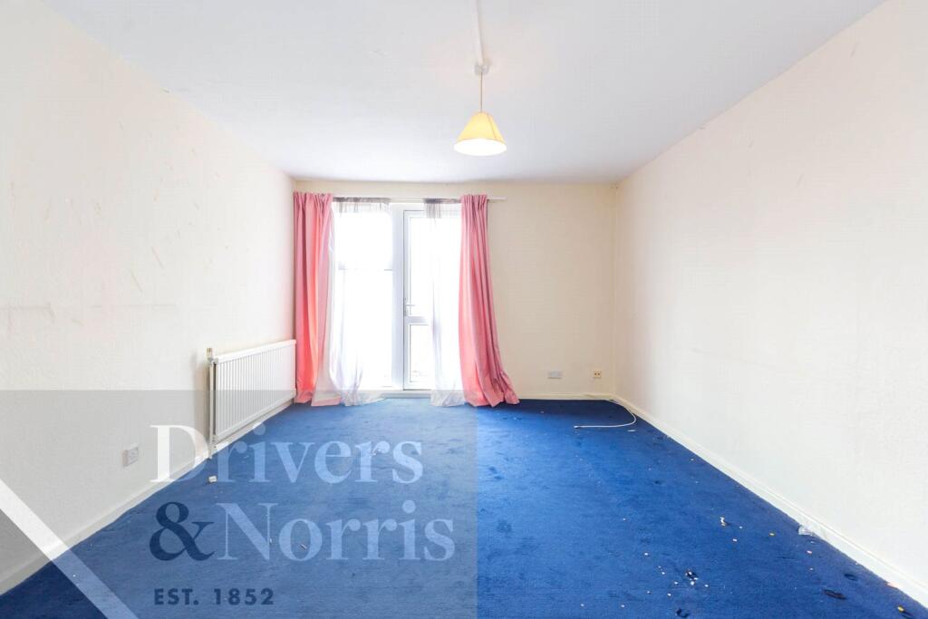 Apartment in London - View 5