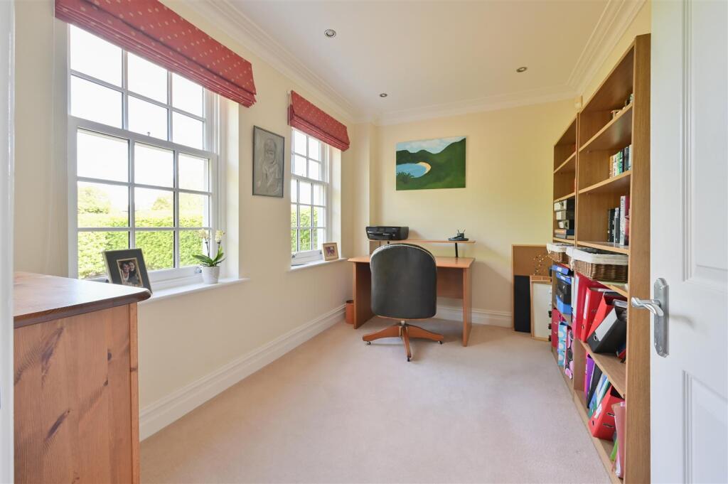 Prospect Lane, Harpenden photo 5