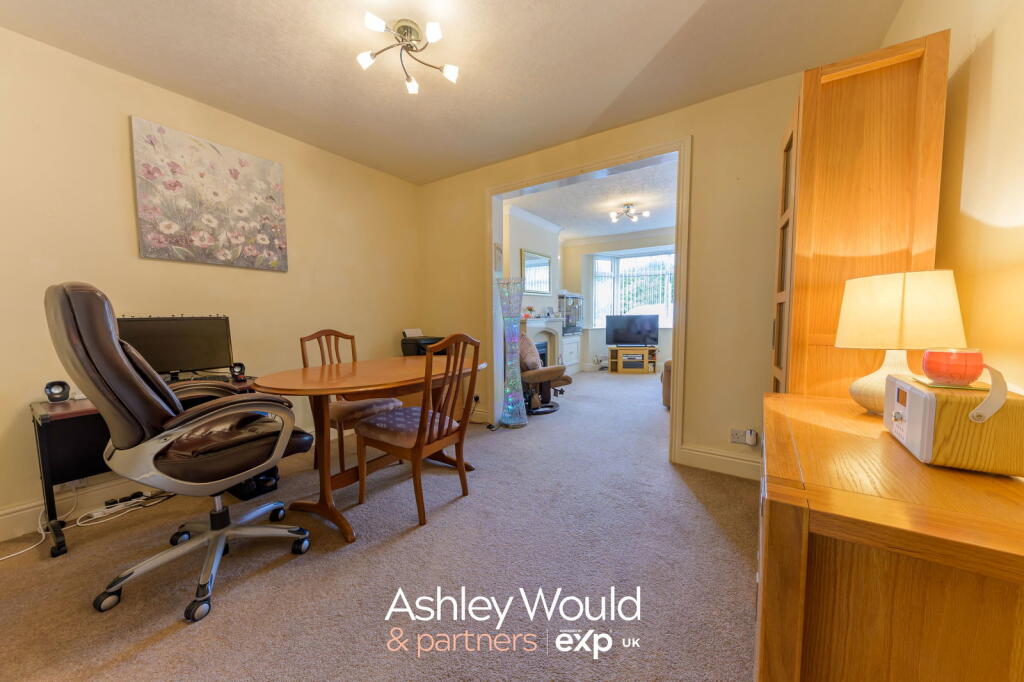 House in Bromsgrove, Worcestershire - View 5