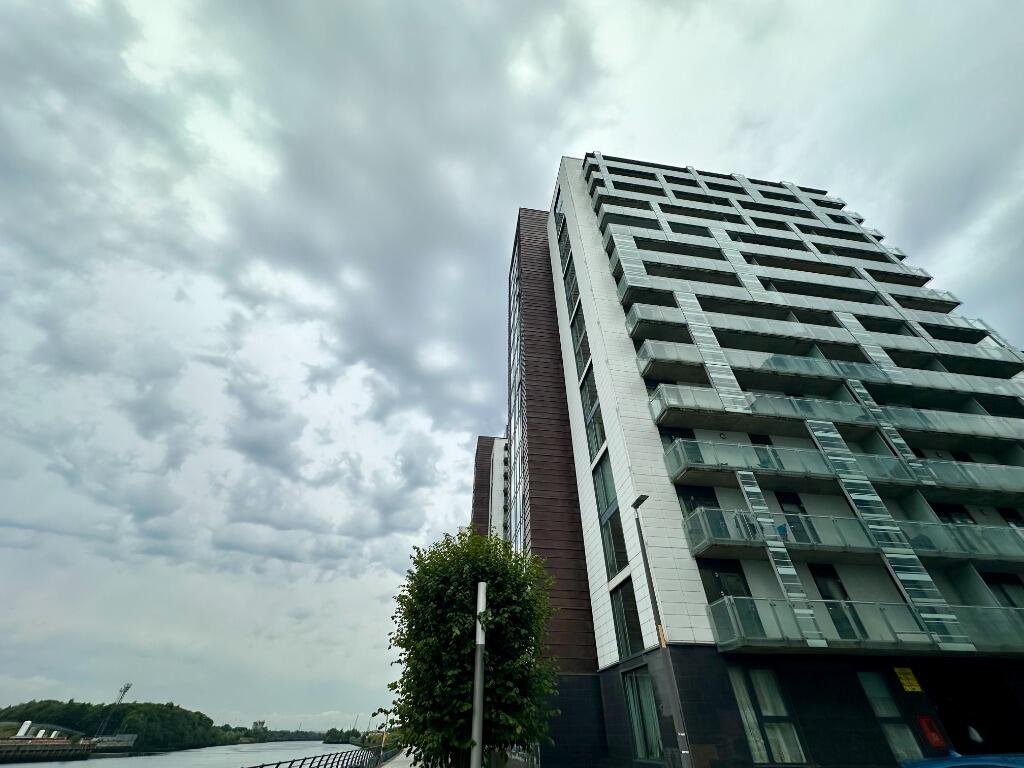 Castlebank Place, Glasgow Harbour, Glasgow, G11