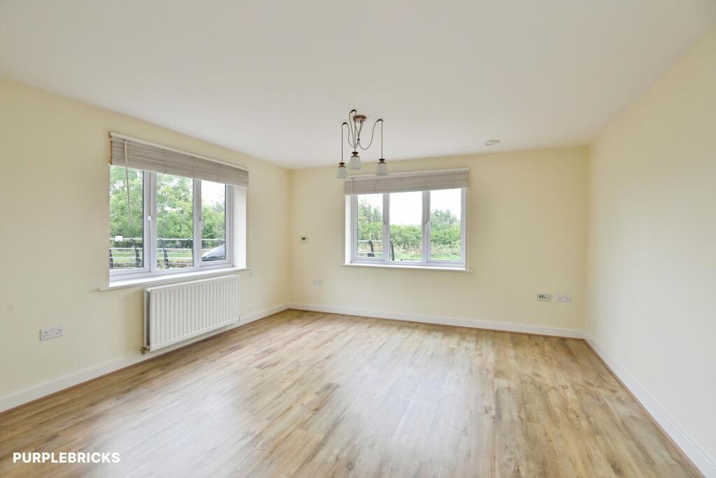 Apartment in Stoke-on-Trent - View 3
