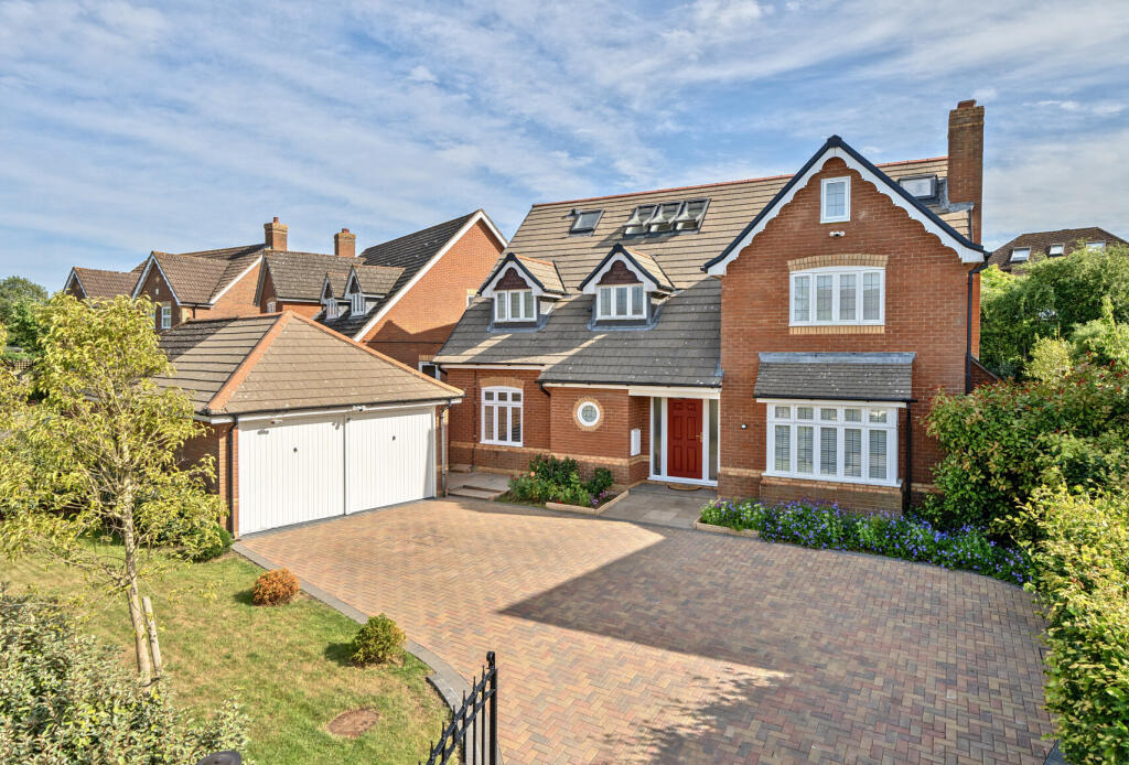 Main image of property: Scholar Place, Oxford, Oxfordshire, OX2