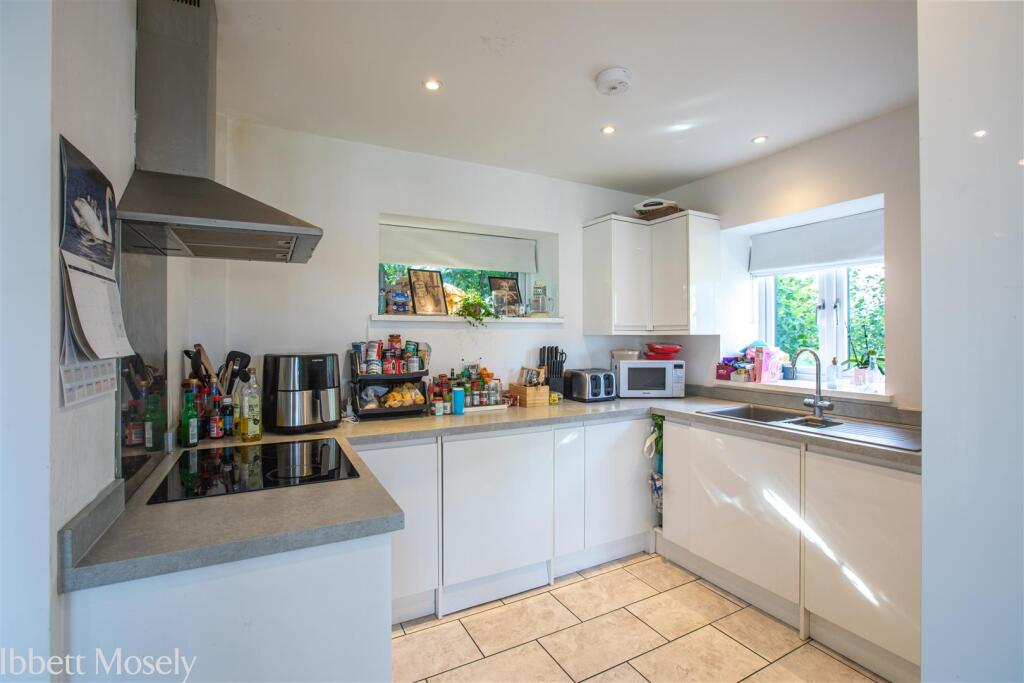 House in Tonbridge - View 4
