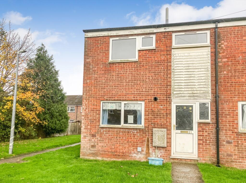 3-bed terraced on 21, Hiles Avenue, Winterton, Scunthorpe DN15 9XY, £32,000