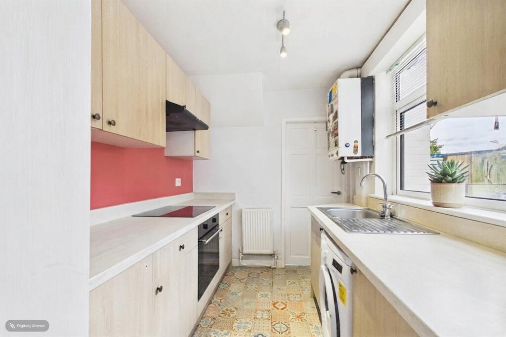 Apartment in Newcastle upon Tyne - View 2