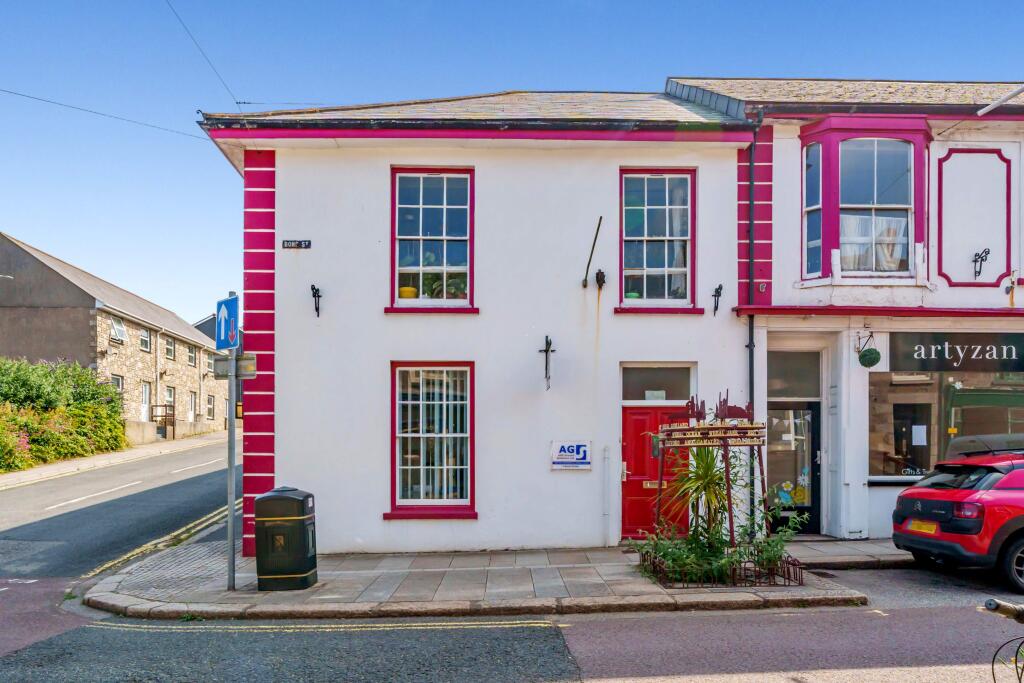 Main image of property: Office Premises, 4 Bond Street, Redruth