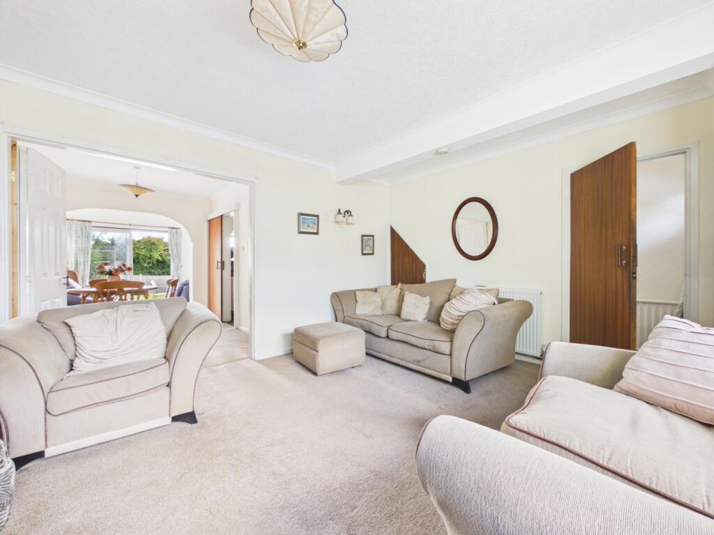 House in Newport - View 4