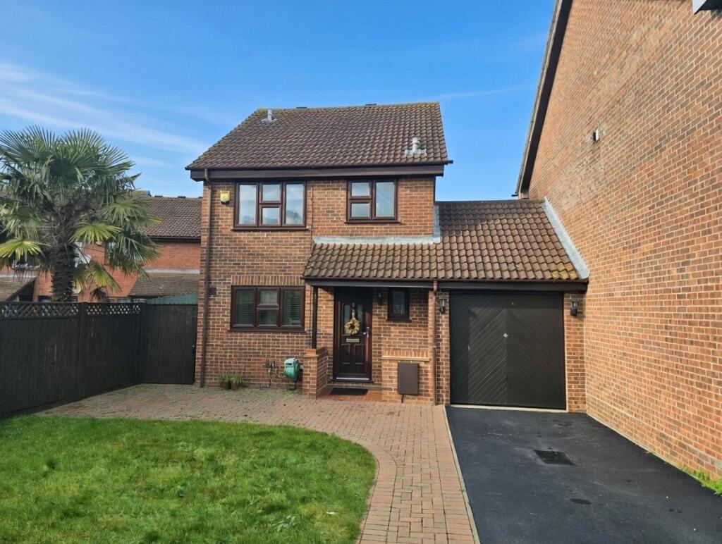 Main image of property: Chirk Close, Hayes, Greater London, UB4