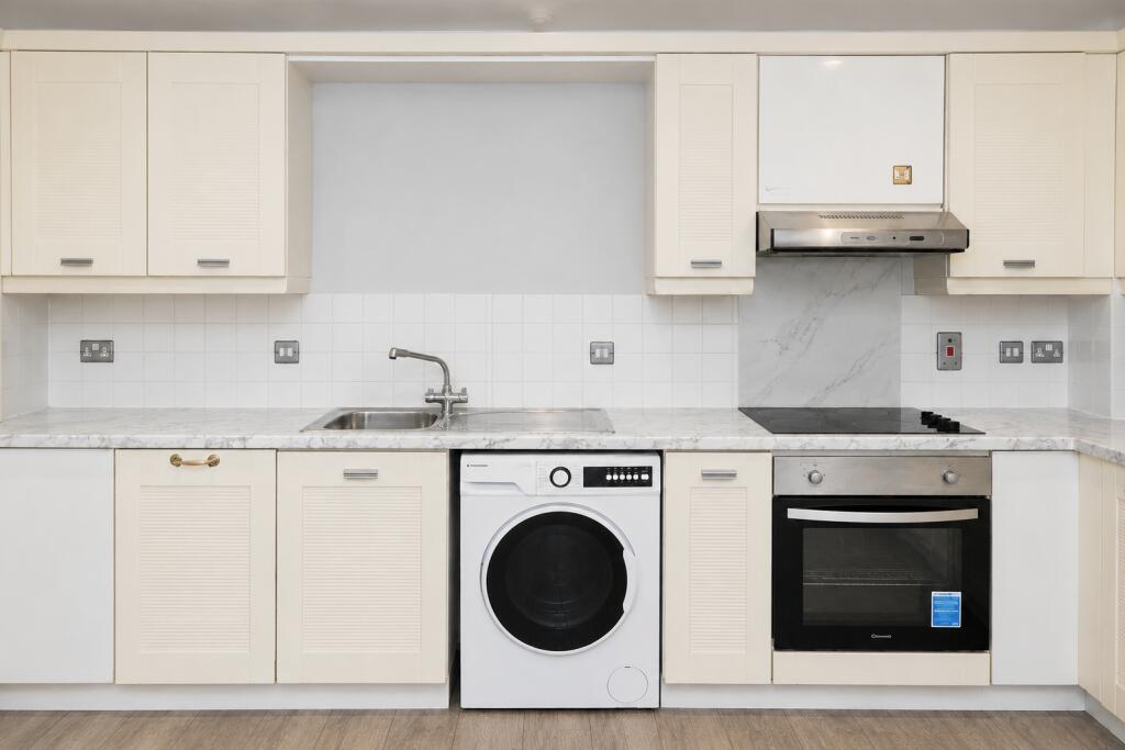 Main image of property: London Road, London, KT2 6QW