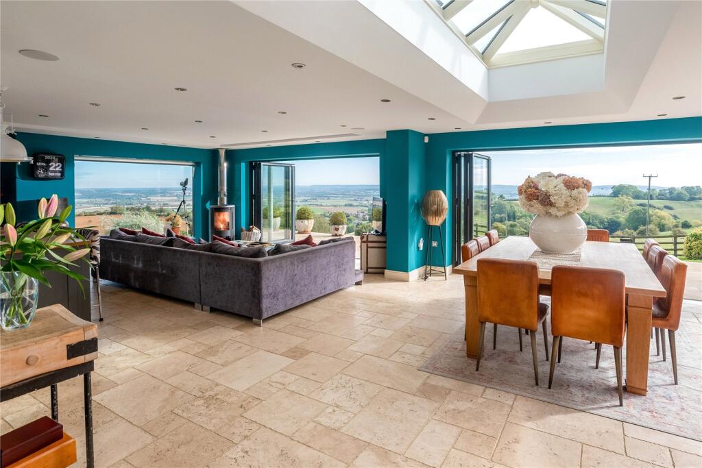 Campden Hill, Ilmington,Shipston-On-Stour, Warwickshire, CV36 - More