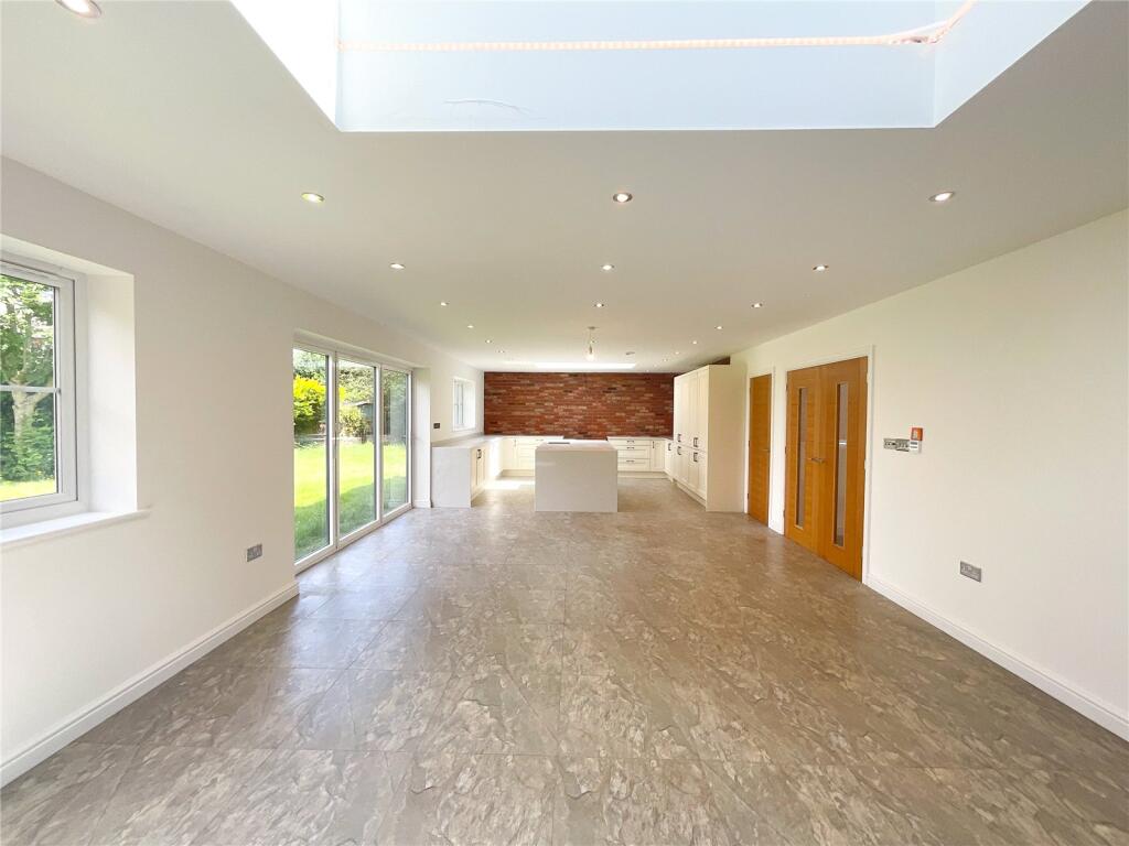 Additional image 4 of The Green, Bonehill, Tamworth, Staffordshire, B78