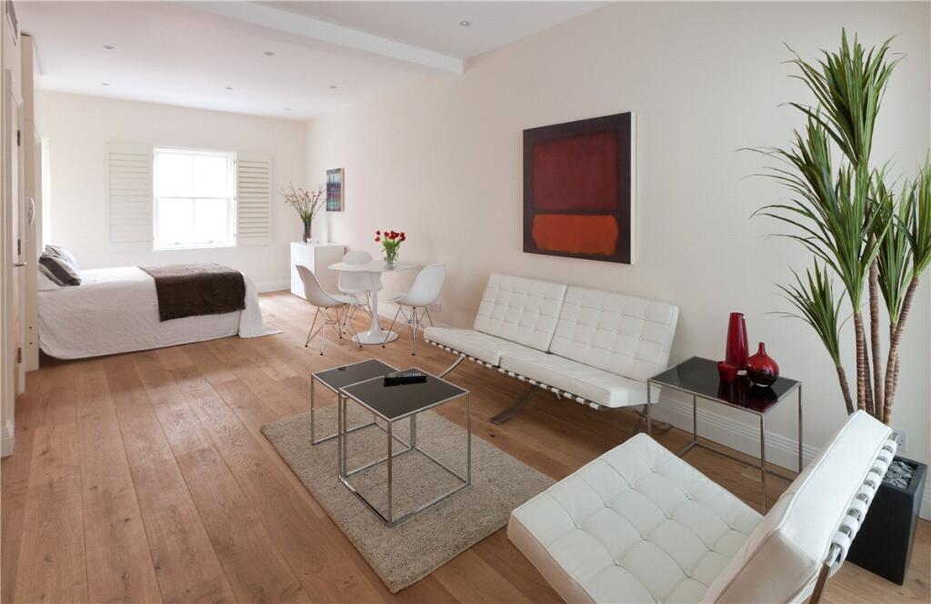 Main image of property: Eagle Street, Holborn, London, WC1R