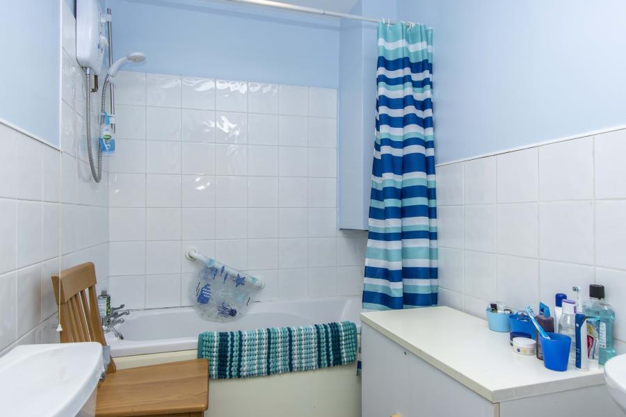Apartment in Bristol - View 5