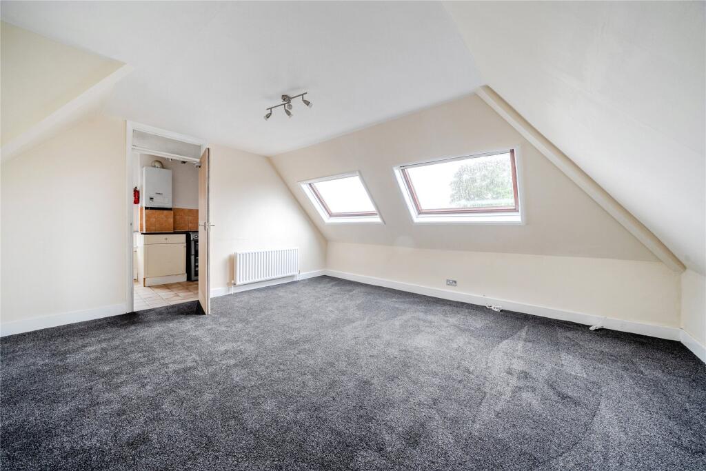 Apartment in London, Elmers End - View 3