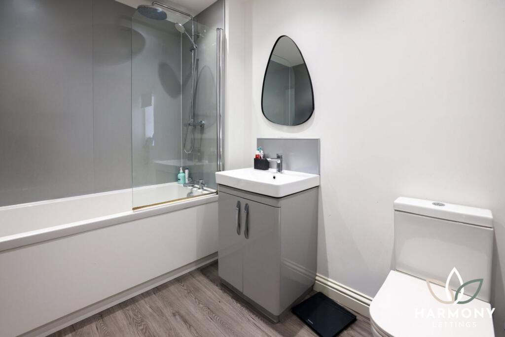 Apartment in Bromsgrove, Tutnall and Cobley CP - More