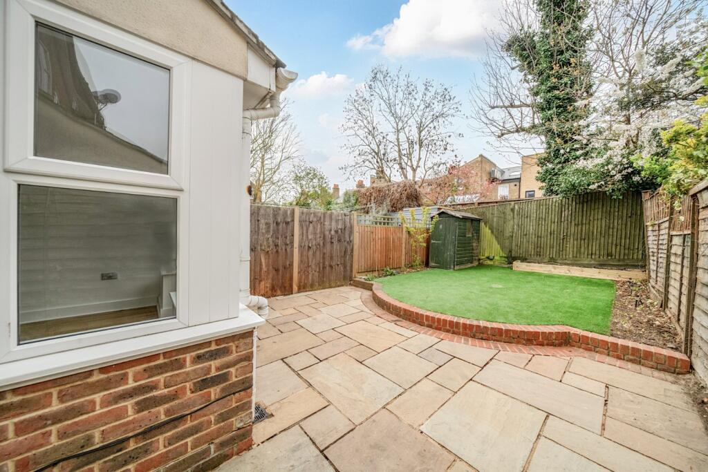 St. Francis Place, Balham, London, SW12 photo 4