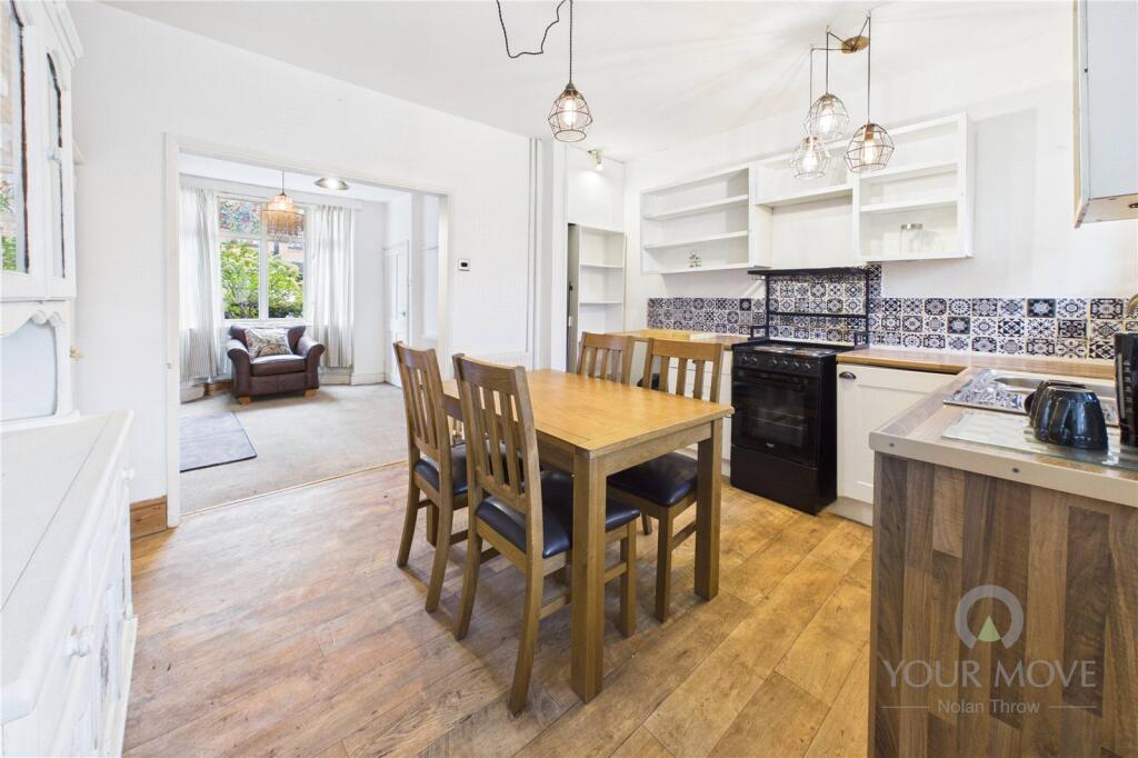 Wilson Terrace, Kettering, Northamptonshire, NN16 photo 2