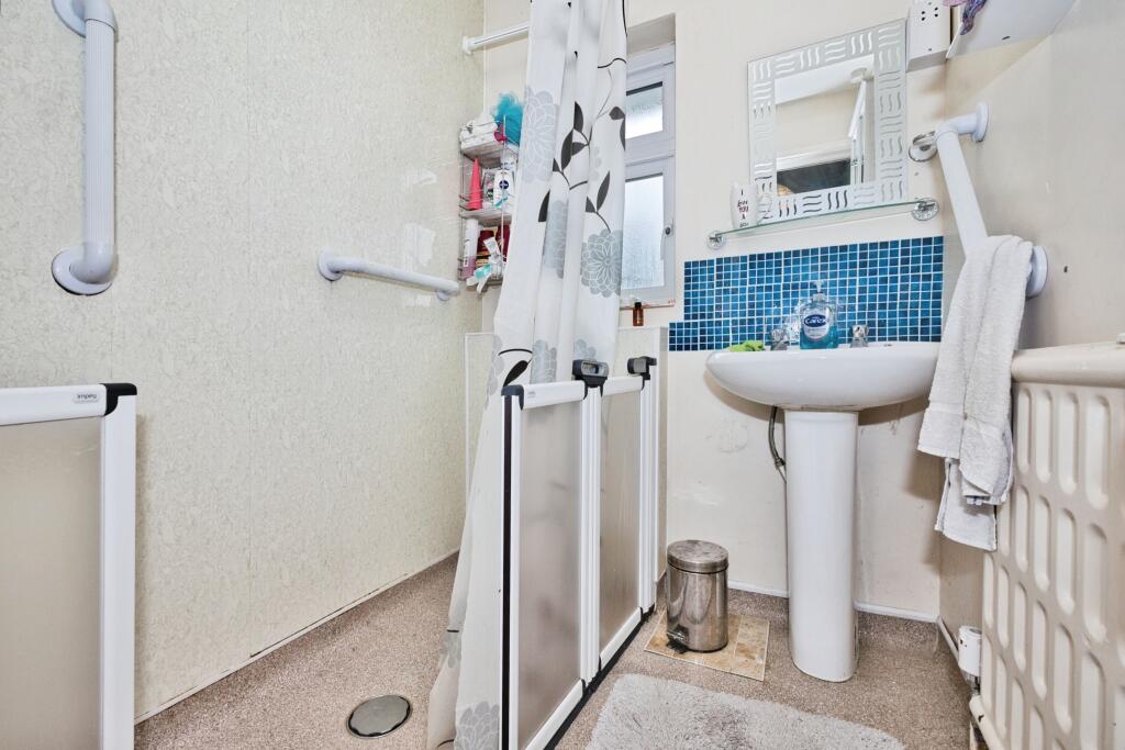 Additional image 15 of Meadow Road, Yeovil, BA21