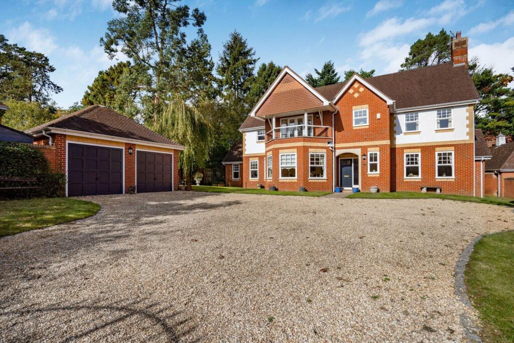 Greenhurst Drive, Barnt Green, Birmingham, B45 8GH