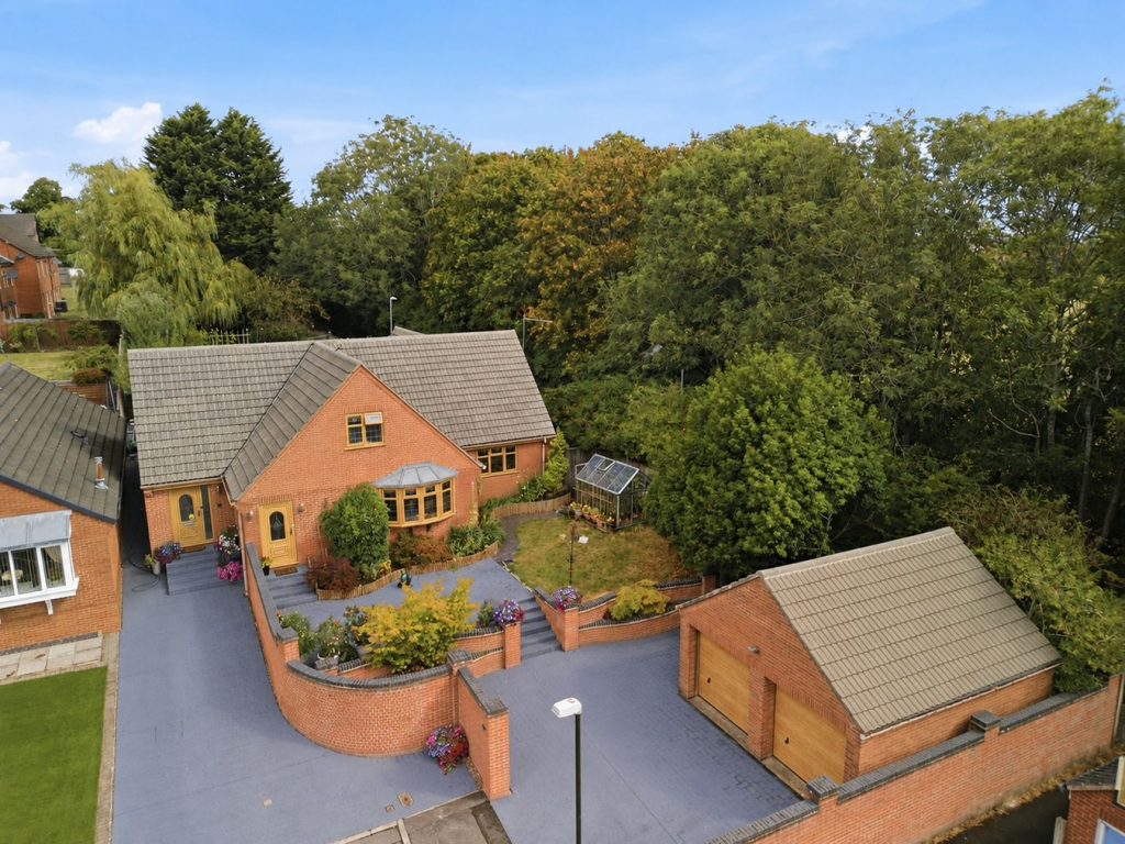 Main image of property: Laurel Grove, South Normanton, Alfreton, DE55