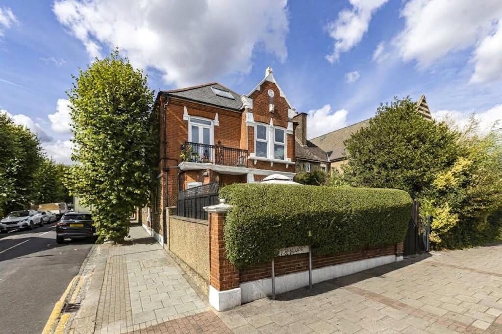 Main image of property: Mitcham Lane, Furzedown, SW16