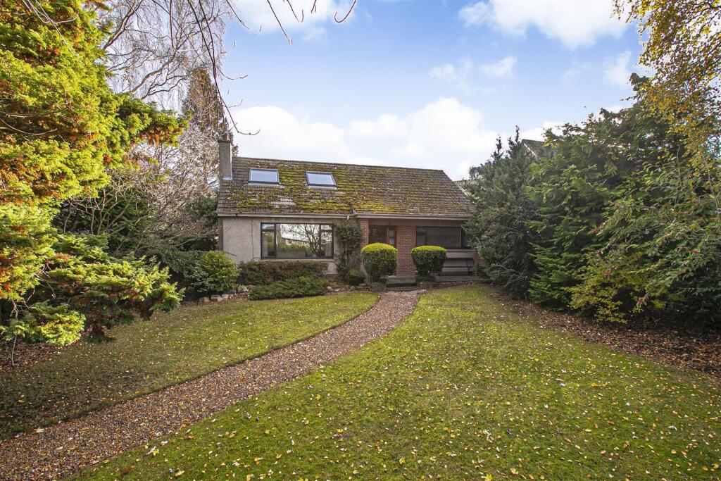 Main image of property: Drumdryan Place, Cupar