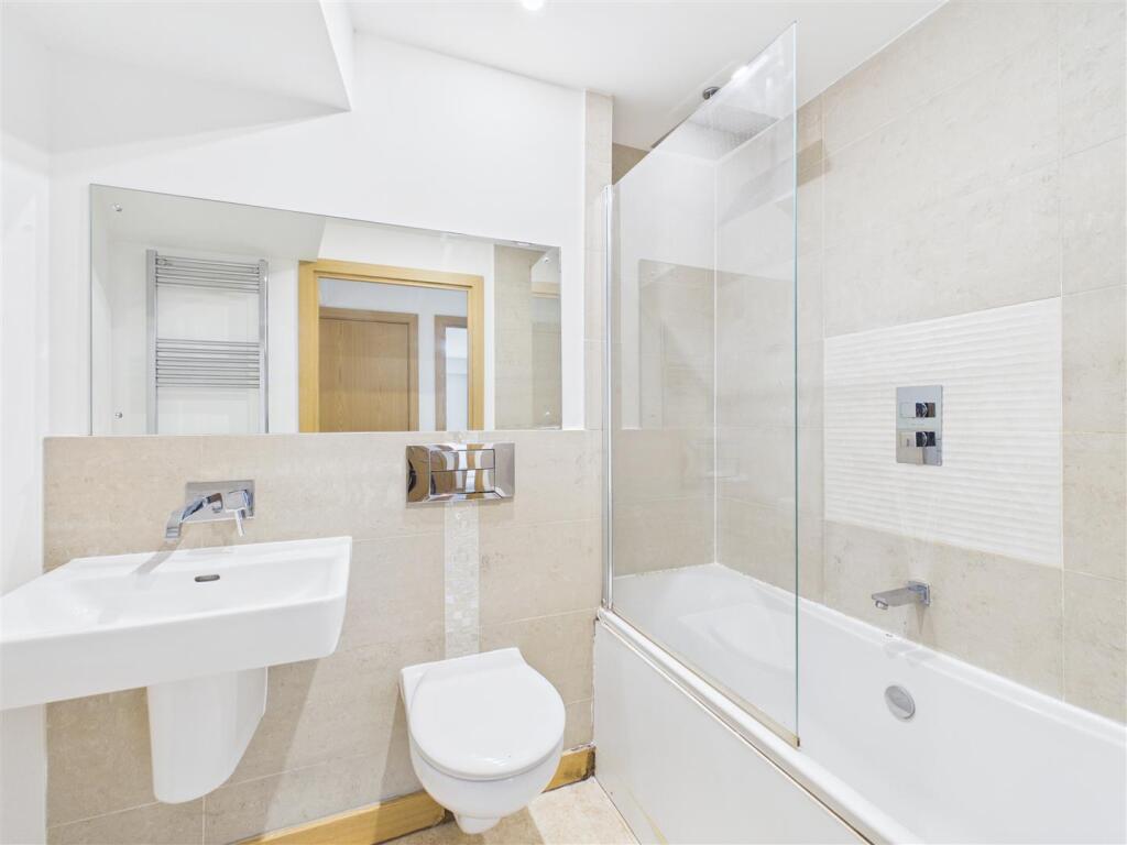 Apartment in Stevenage - View 4