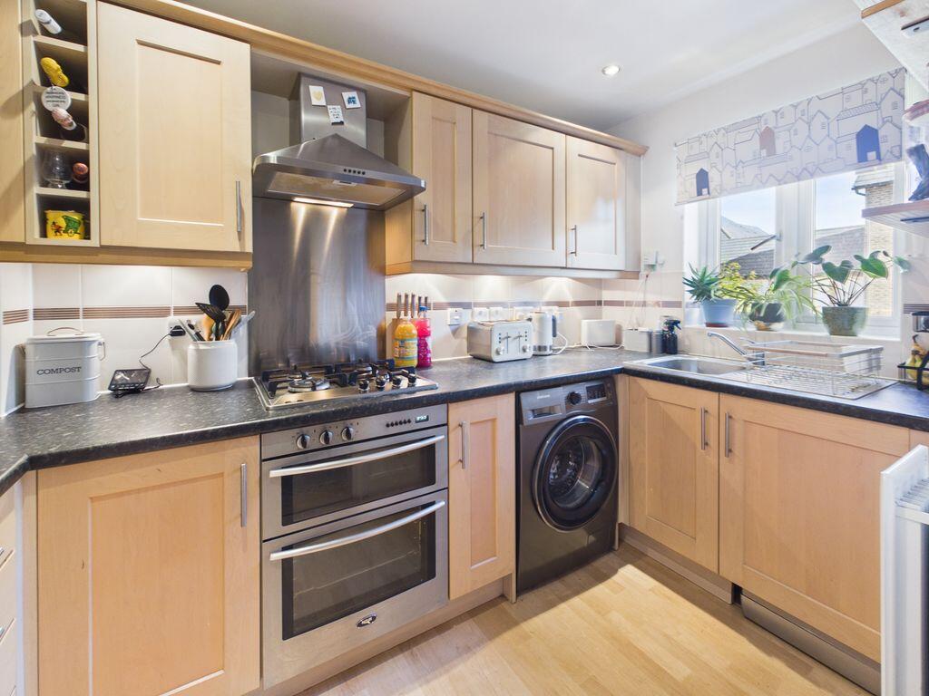 House in Tonbridge - More