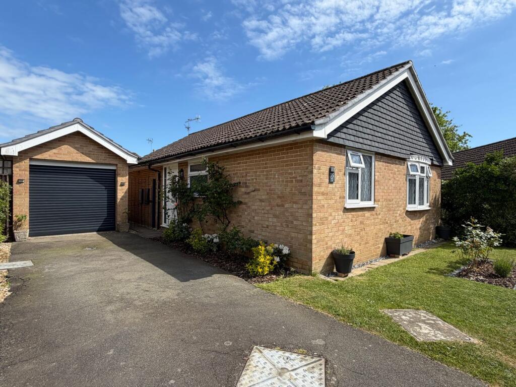2-bed detached on Spring Lane, Bexhill-on-Sea, TN39, £399,950