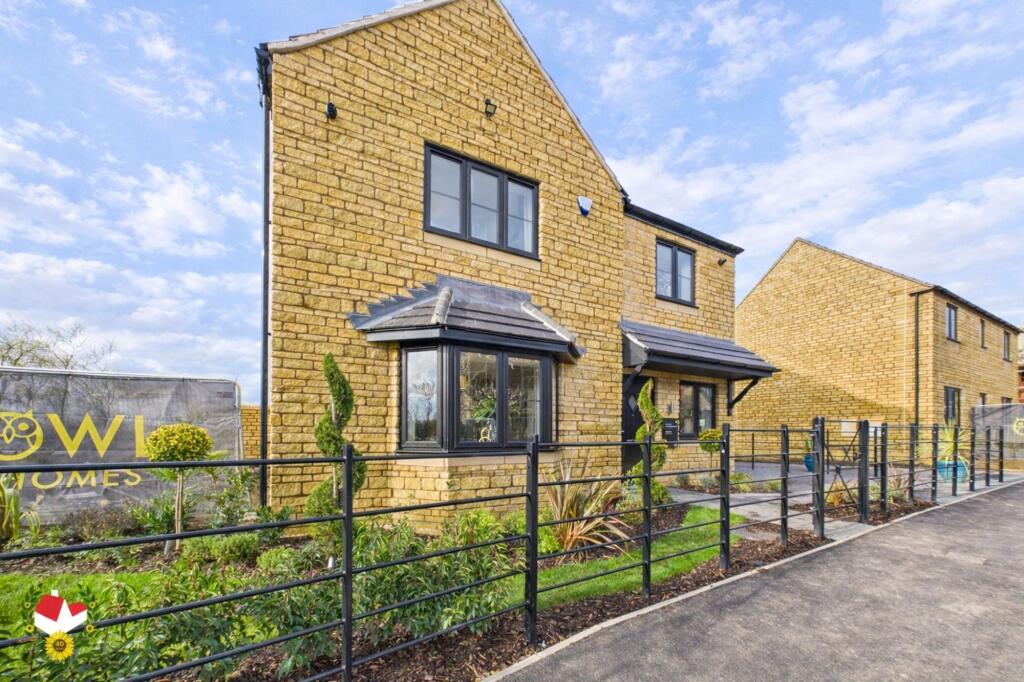 Main image of property: The Leamington, Willowbank Road, Alderton, GL20 8NJ