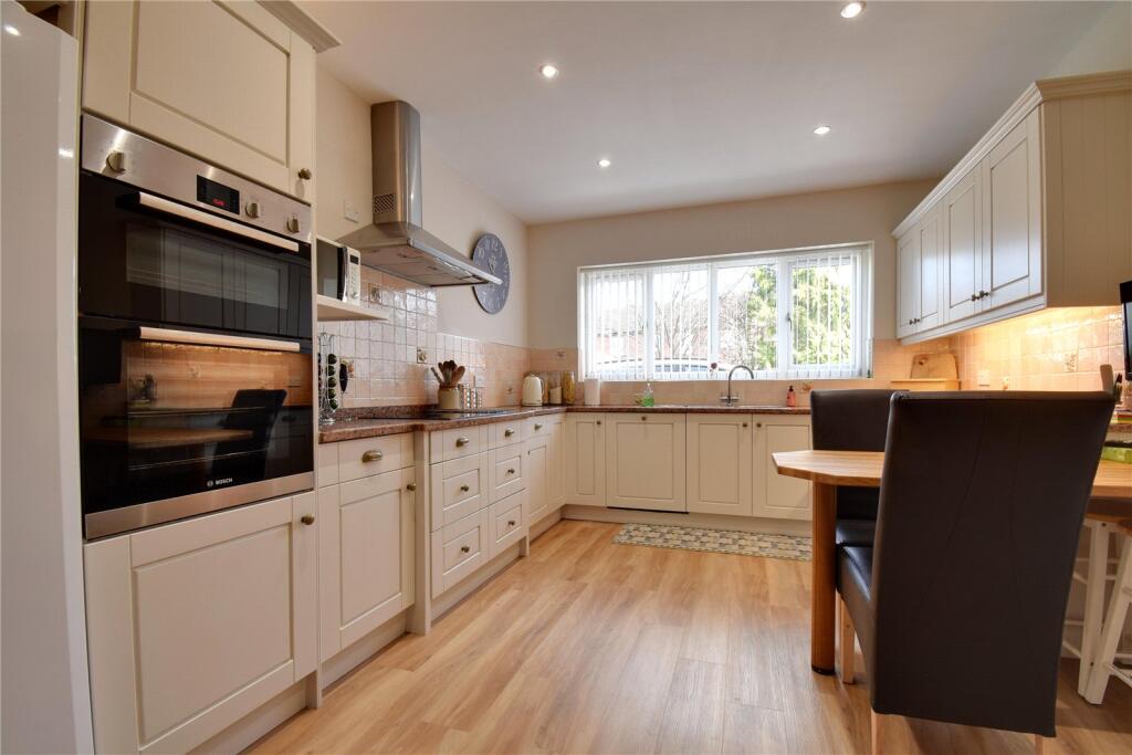Swain Court, Northallerton, North Yorkshire, DL6 photo 2