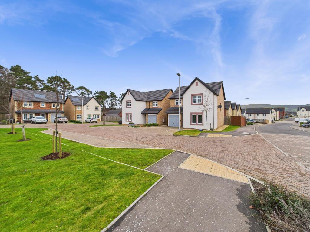 Main image of property: 31 Thorpe Rig, Biggar, ML12 6ZX