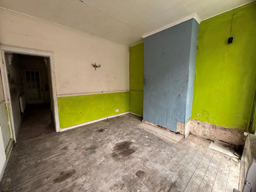 House in Stoke-on-Trent - View 2