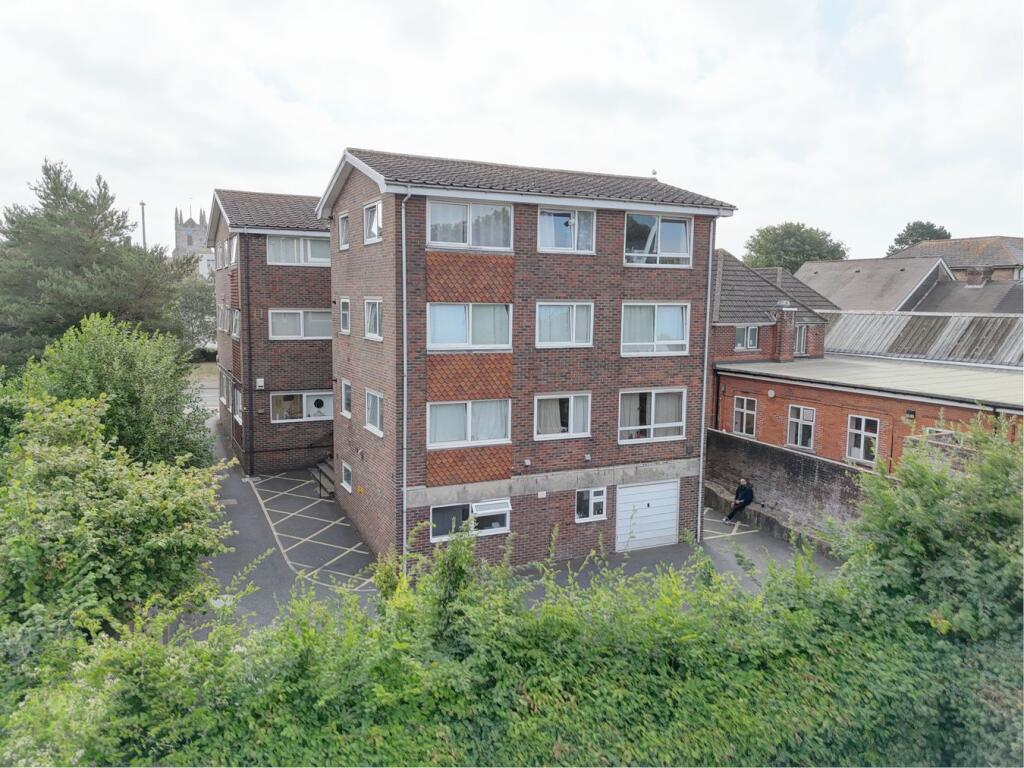 North Street, Hailsham, BN27