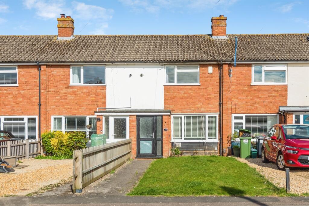 Main image of property: Parsons Mead, Abingdon