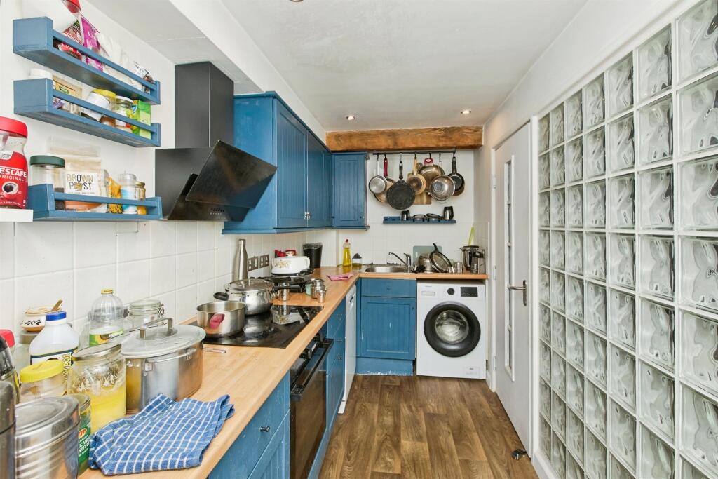 Horninglow Street, Burton-On-Trent - More