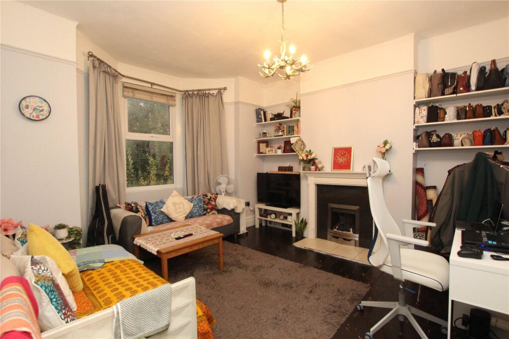Cantwell Road, Shooters Hill, SE18 photo 3