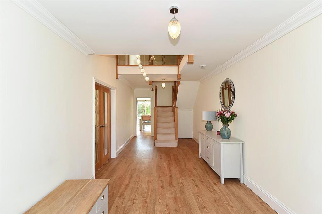 Bollin Grove, Prestbury, Macclesfield - View 6