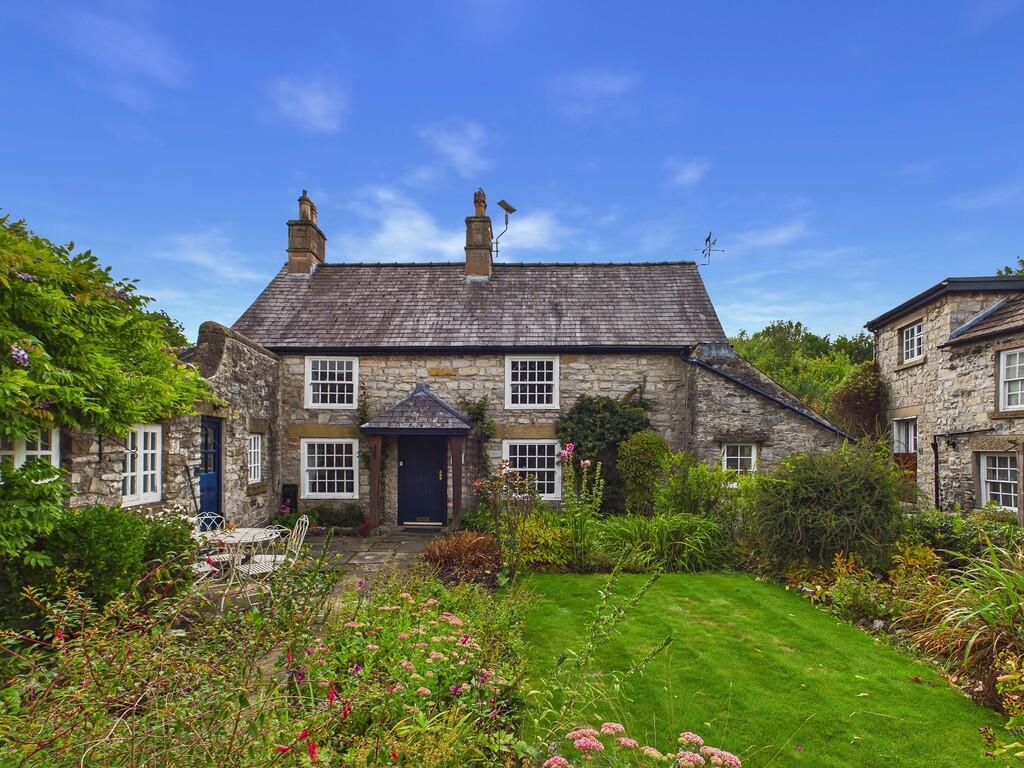 House in Bakewell, Ashford in the Water