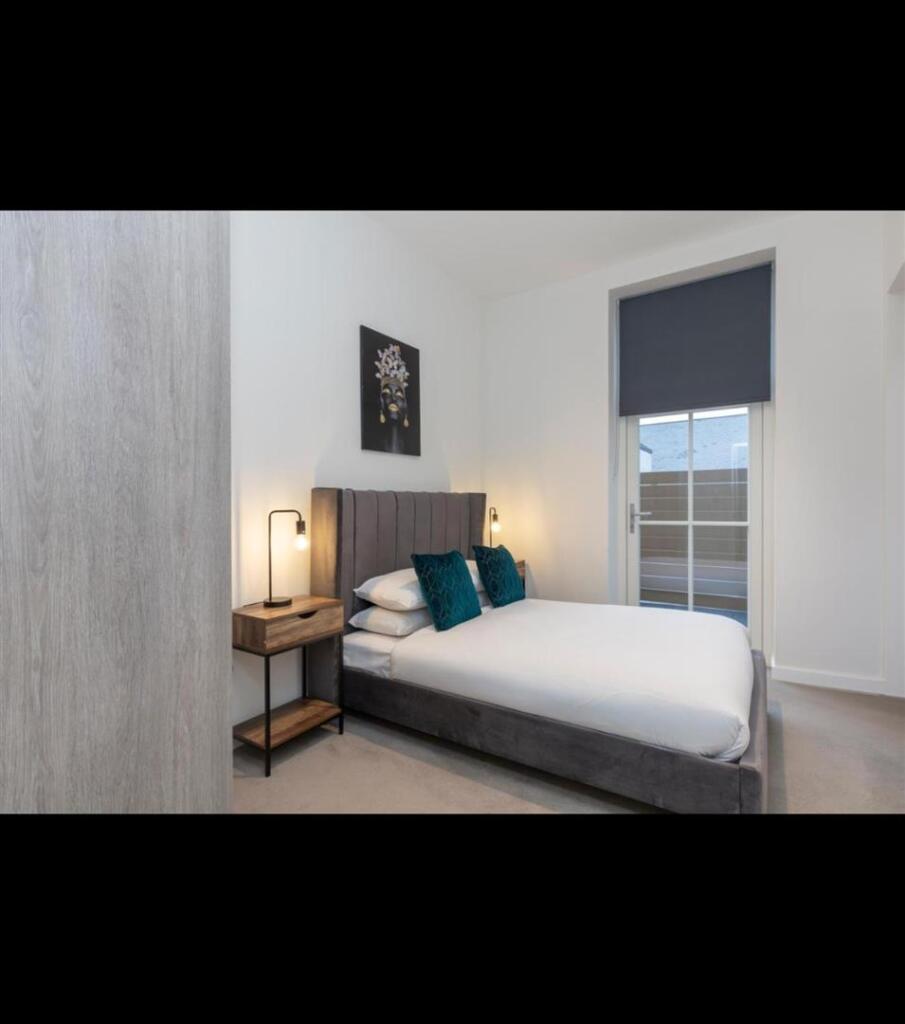 Apartment in London - More