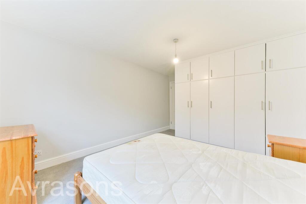 Main image of property: Crewdson Road, Oval, London